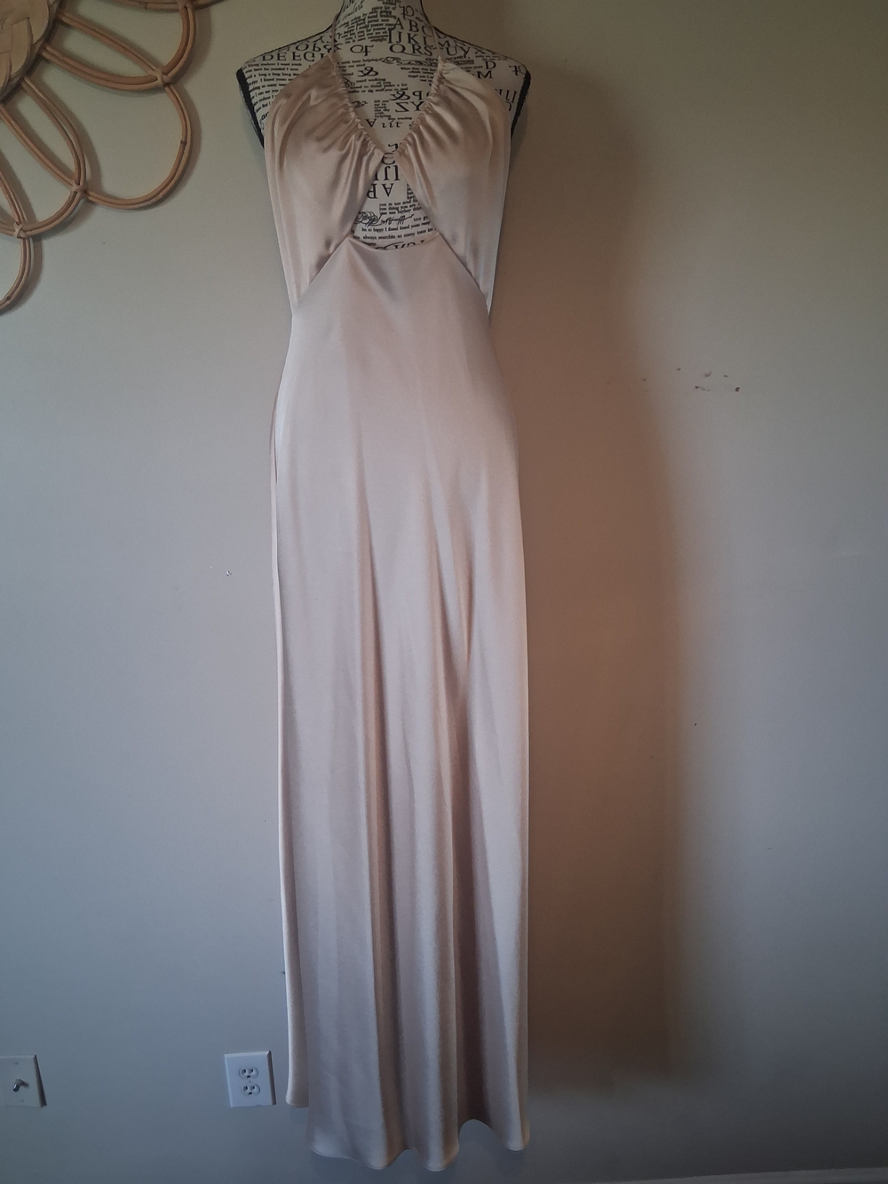 Jenny Yoo  Champagne Halter Maxi Dress - Elegant Evening Gown Size 10